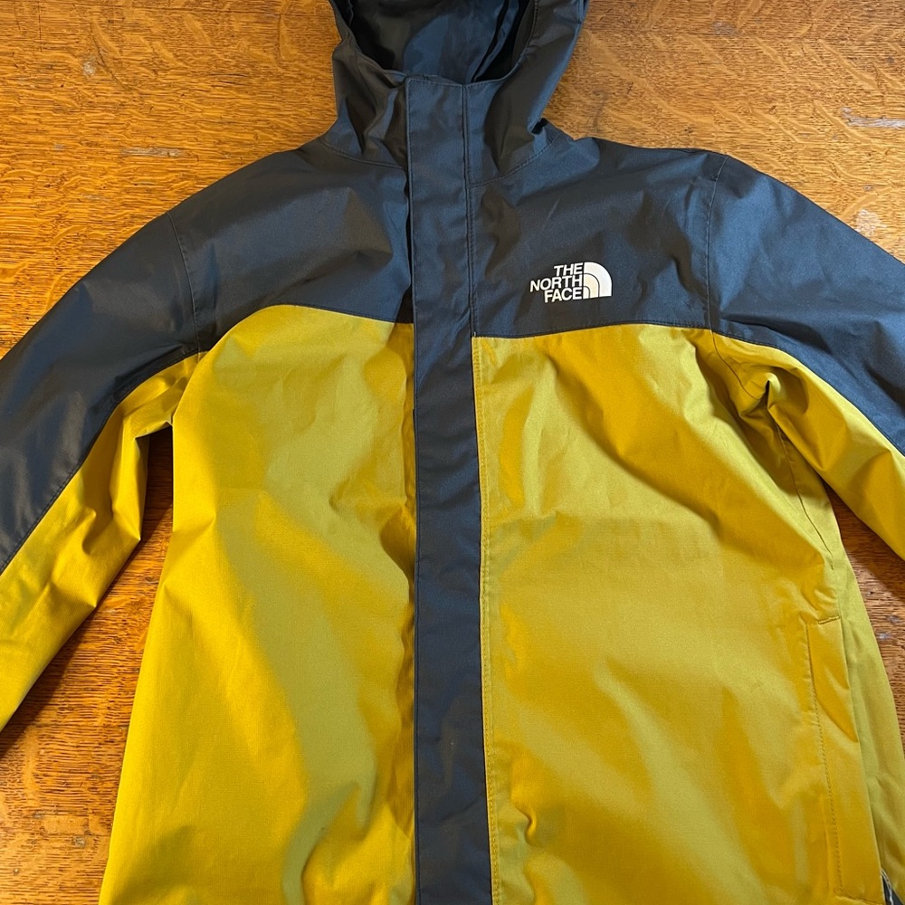 The North Face Yellow and Black Raincoat Waterproof Outdoor Essential